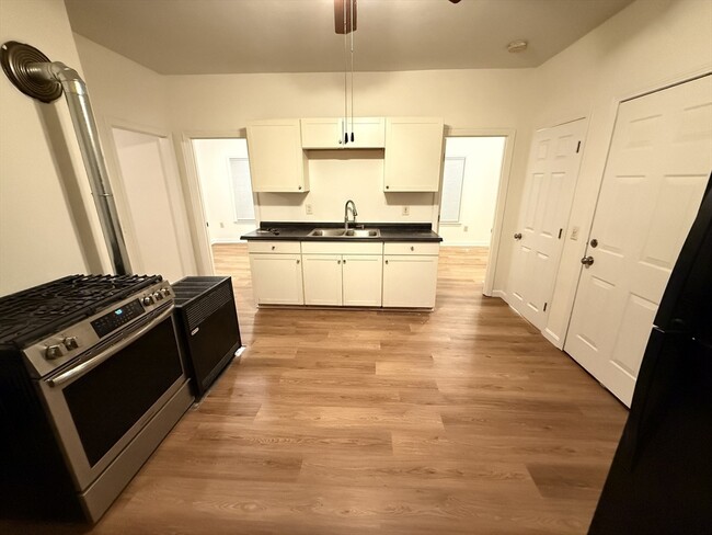 property at 6 S Ward St