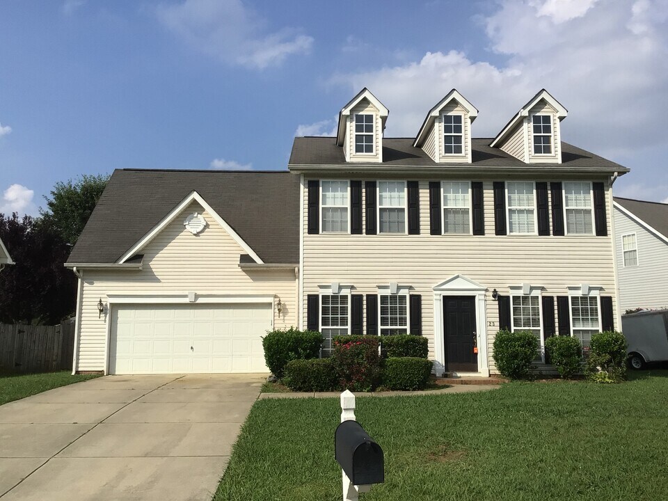 23 Pilot Ridge Ct in Greensboro, NC - Building Photo