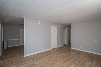 25 Durham Dr in Little Rock, AR - Building Photo - Building Photo