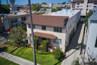 211 S El Molino Ave in Pasadena, CA - Building Photo - Building Photo