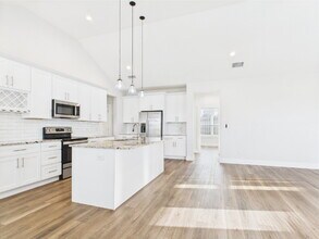 726 Madilynn Ct in Fredericksburg, TX - Building Photo - Building Photo