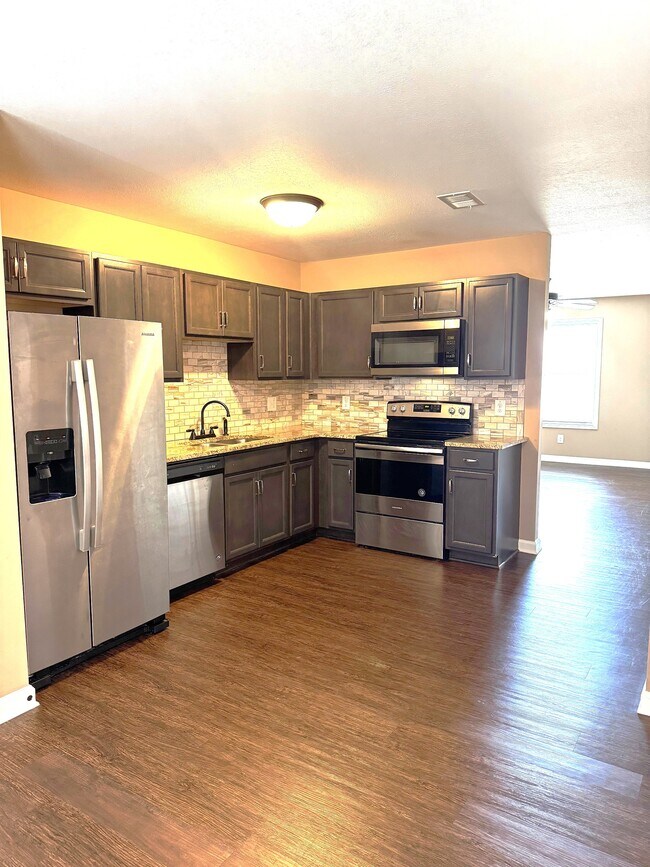 2503 Rollow Ln in Clarksville, TN - Building Photo - Building Photo