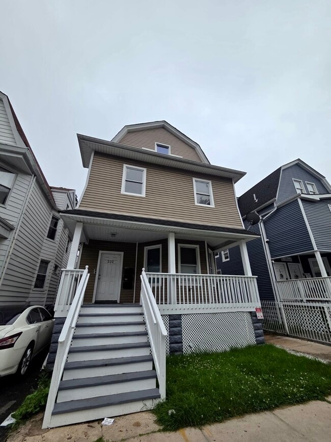 222 Amherst St, Unit 1