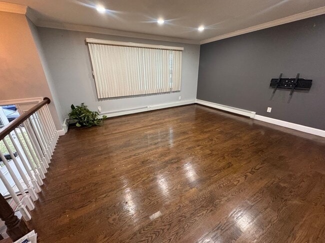 226 Princess St in Hicksville, NY - Building Photo - Building Photo