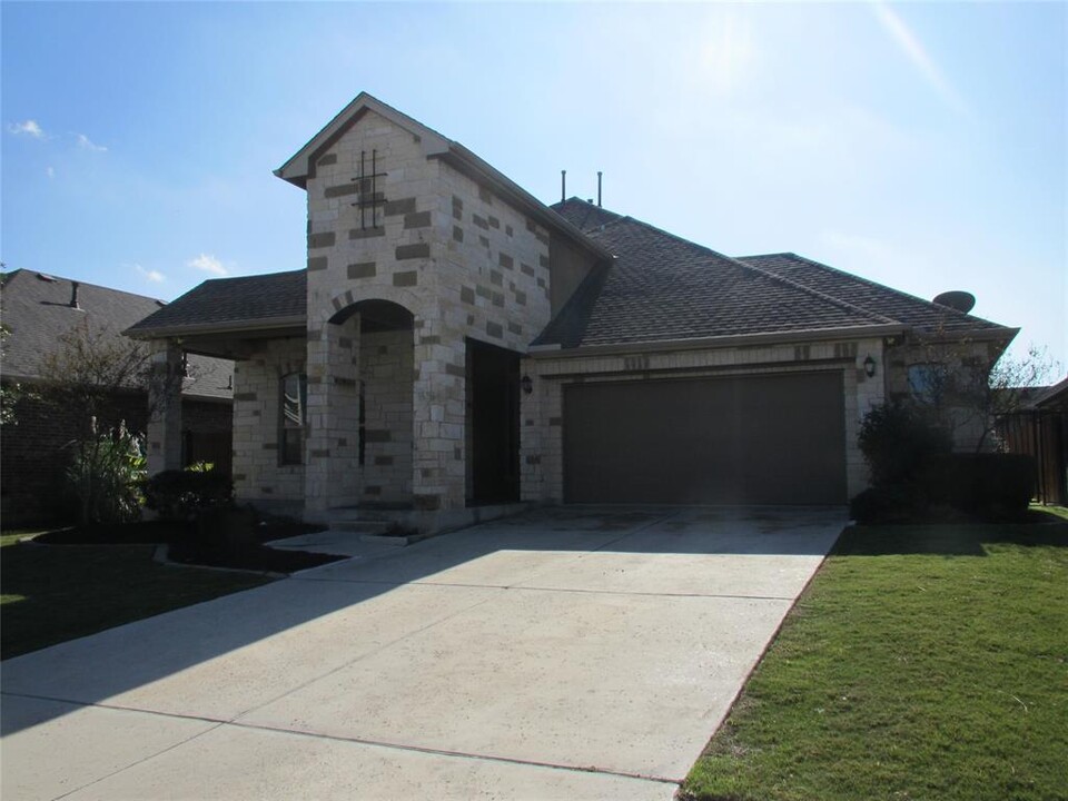 16421 Pallazo Dr in Pflugerville, TX - Building Photo