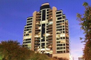 1600 Post Oak Blvd in Houston, TX - Building Photo