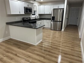 697 Manton Ave in Providence, RI - Building Photo