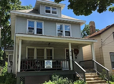 919 E Johnson St in Madison, WI - Building Photo