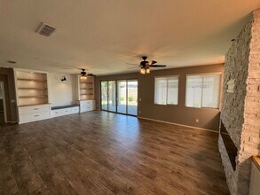 22484 E Silver Crk Ln in Queen Creek, AZ - Building Photo - Building Photo