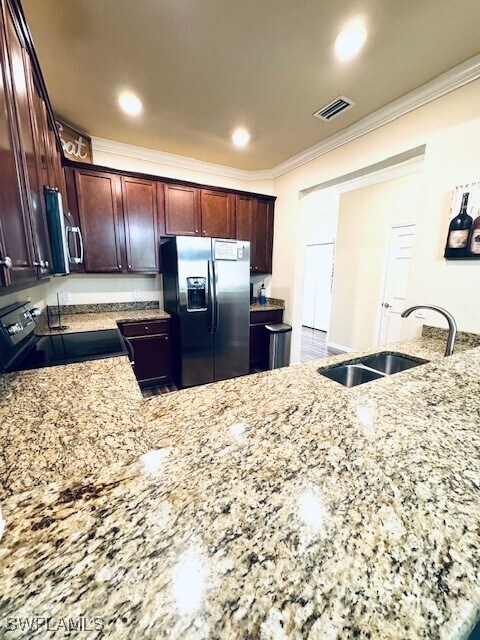 property at 10285 Via Colomba Circle