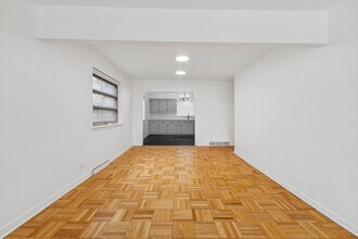 10454 S Claremont Ave in Chicago, IL - Building Photo - Building Photo