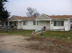 1112 Bluff St in Necedah, WI - Building Photo