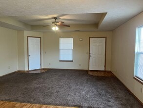 1188-1192 N Northwood Ave in Republic, MO - Building Photo - Building Photo