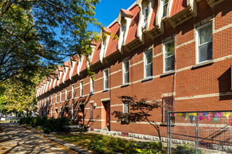 1965-2007 Saint-Jacques in Montréal, QC - Building Photo - Building Photo