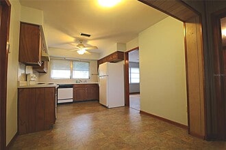 1000 Cody Cove Rd in Babson Park, FL - Building Photo - Building Photo