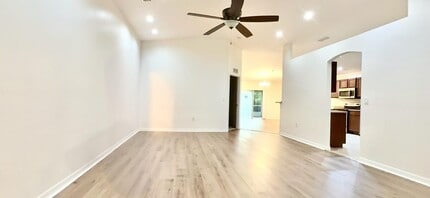 1087 Osborne Ct in Melbourne, FL - Building Photo - Building Photo