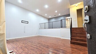8283 Willis Ave in Los Angeles, CA - Building Photo