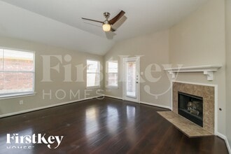 2341 Aurora Dr, Unit 3087 in Little Elm, TX - Foto de edificio - Building Photo