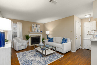 The Enclave in Lewisville, TX - Foto de edificio - Interior Photo