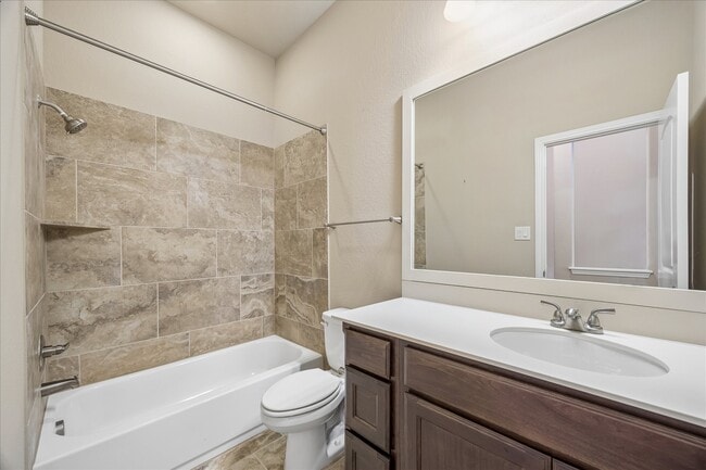 property at 2919 Rivermist Ln