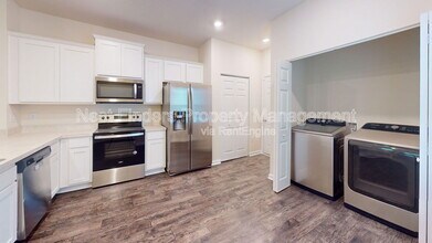 93 Scotch Pebble Dr in Jacksonville, FL - Building Photo - Building Photo