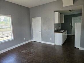142 Angelus St in Memphis, TN - Building Photo - Building Photo