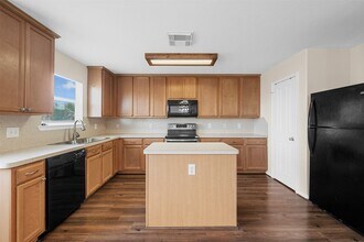 8139 Katie Mill Trail in Spring, TX - Building Photo - Building Photo