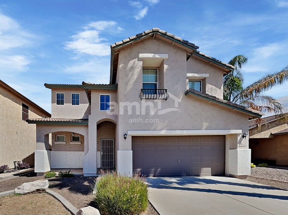 4854 E Meadow Mist Ln in Queen Creek, AZ - Building Photo