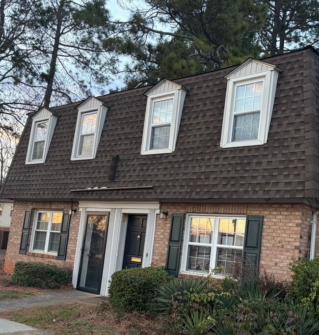 property at 5823 Hunting Ridge Ln