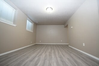 2210 S Owyhee St in Boise, ID - Building Photo - Building Photo