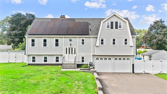 26 Brewster Rd
