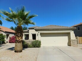 2656 E Sherri Dr in Gilbert, AZ - Building Photo