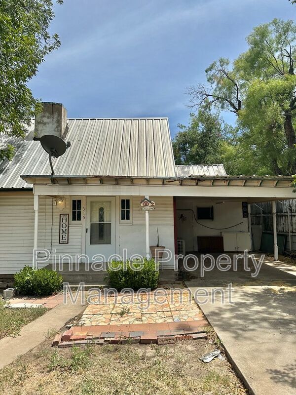 property at 1315 Guadalupe St
