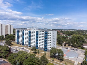 Finch Birchmount in Toronto, ON - Building Photo - Building Photo