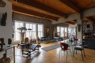 711 William St in Houston, TX - Building Photo - Building Photo