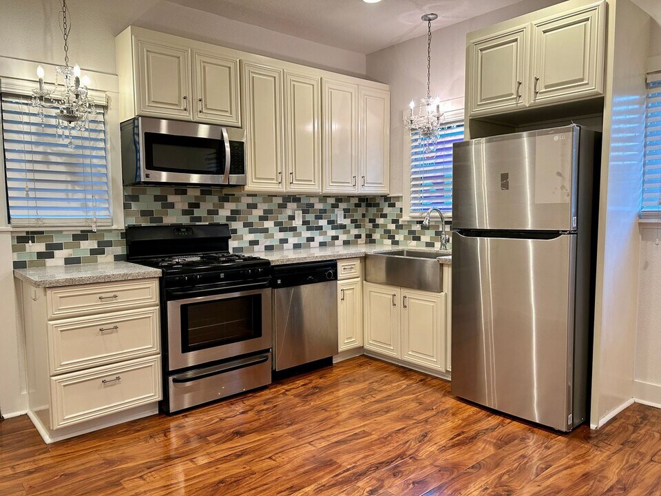 471 N San Pedro St in San Jose, CA - Building Photo