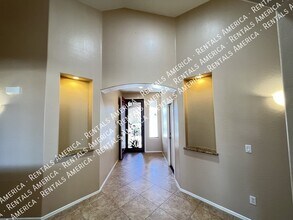 1536 E Fontana Dr in Casa Grande, AZ - Foto de edificio - Building Photo