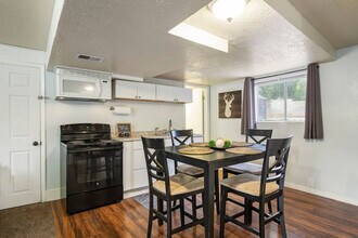 1212 E 8280 S-Unit -ID1249828P in Sandy, UT - Building Photo - Building Photo