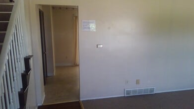 1648 Burcham Dr in East Lansing, MI - Building Photo - Building Photo