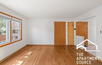 9575 Maple Dr in Rosemont, IL - Building Photo - Building Photo