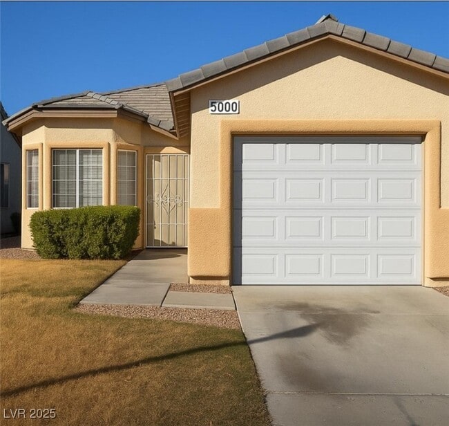 property at 5000 Royal Lake Ave