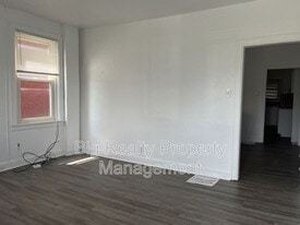 119 E Scull St in Lebanon, PA - Building Photo