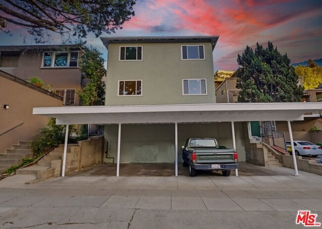 1828 Silver Lake Blvd in Los Angeles, CA - Building Photo - Building Photo