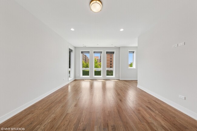 2332 W Jackson Blvd in Chicago, IL - Building Photo - Building Photo