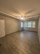6059 S Troy St in Chicago, IL - Building Photo - Building Photo