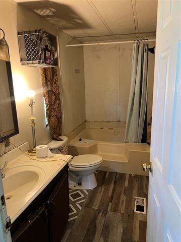 property at 2522 Greenfield Acres