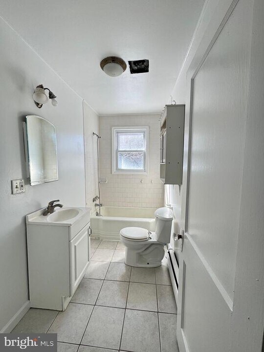 3021 Texas Ave in Parkville, MD - Building Photo