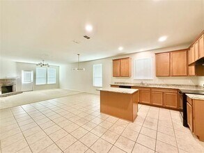 2336 Bermont Red Ln in Fort Worth, TX - Building Photo - Building Photo