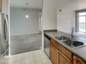 3872 S Dallas St in Aurora, CO - Building Photo - Building Photo