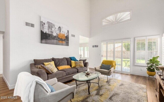 4943 W Oraibi Dr in Glendale, AZ - Building Photo - Building Photo